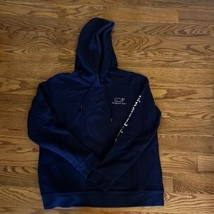Vineyard vines sweatshirt